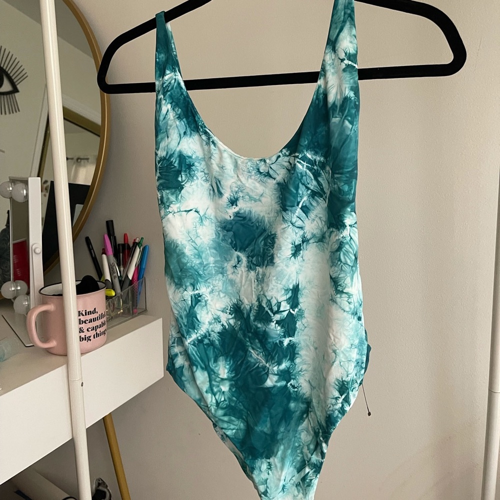 NWT Green Tie Dye One Piece Swimsuit Small - Picture 2 of 6